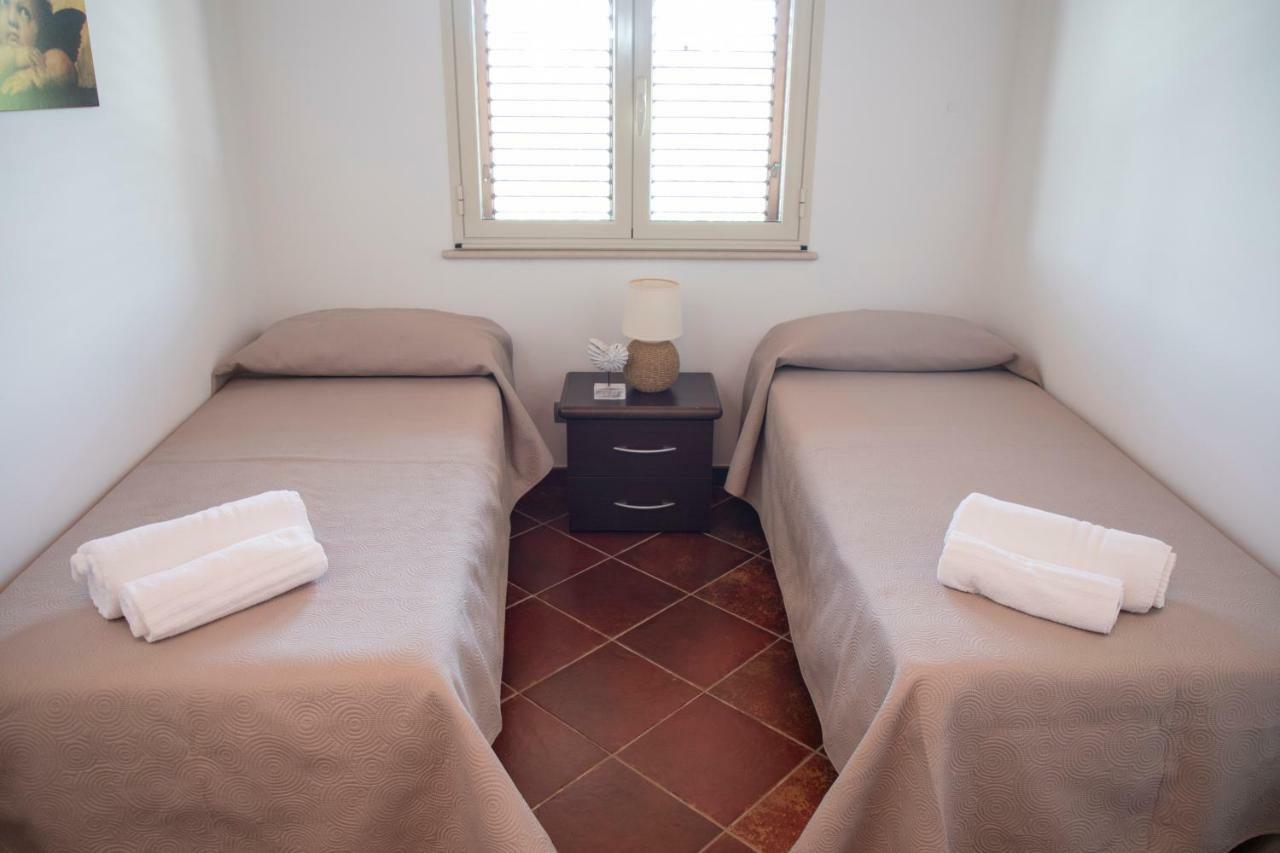 B&B Estremo Sud מרצאממי מראה חיצוני תמונה